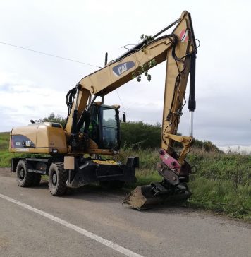 Lucrări de întreținere pe drumul județean DJ 103G, în localitatea Gheorgheni: Intervenții pe un sector de peste 6,5 kilometri