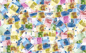 MIPE a finalizat plata primei de carieră didactică pentru cadrele didactice