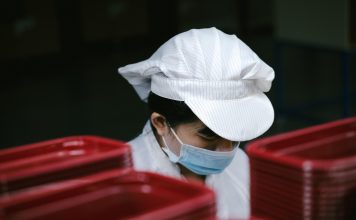 Economia Clujului, tot mai dependentă de muncitorii străini